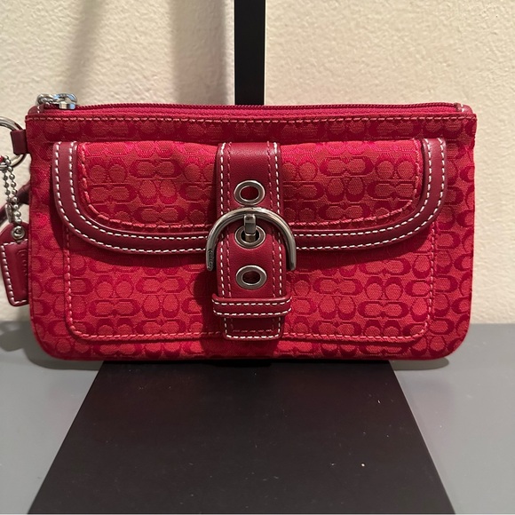 Coach Y2K SOHO Signature C Red Wristlet Clutch - Picture 2 of 9
